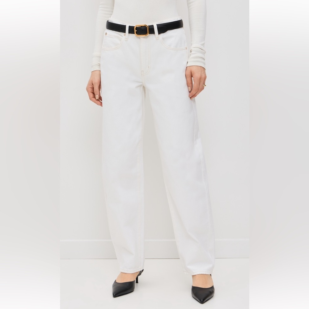 Frame Low Slung Barrel Jeans in Au Natural Clean